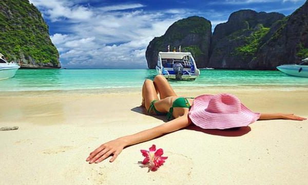 phi_phi_&_khai_island_by_speedboat_1_1_hover